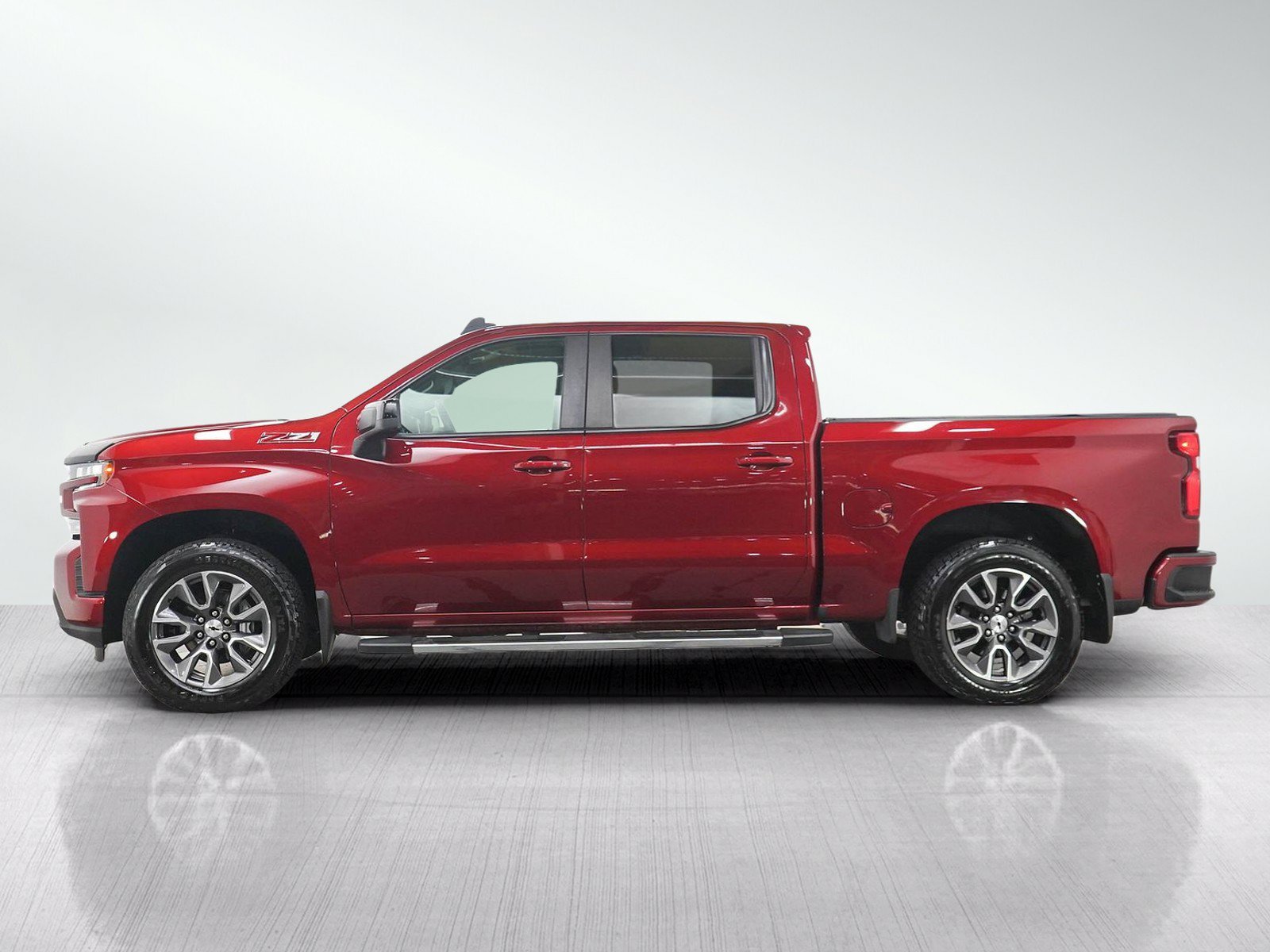 Used 2021 Chevrolet Silverado 1500 RST with VIN 3GCUYEEL7MG136265 for sale in White Bear Lake, Minnesota