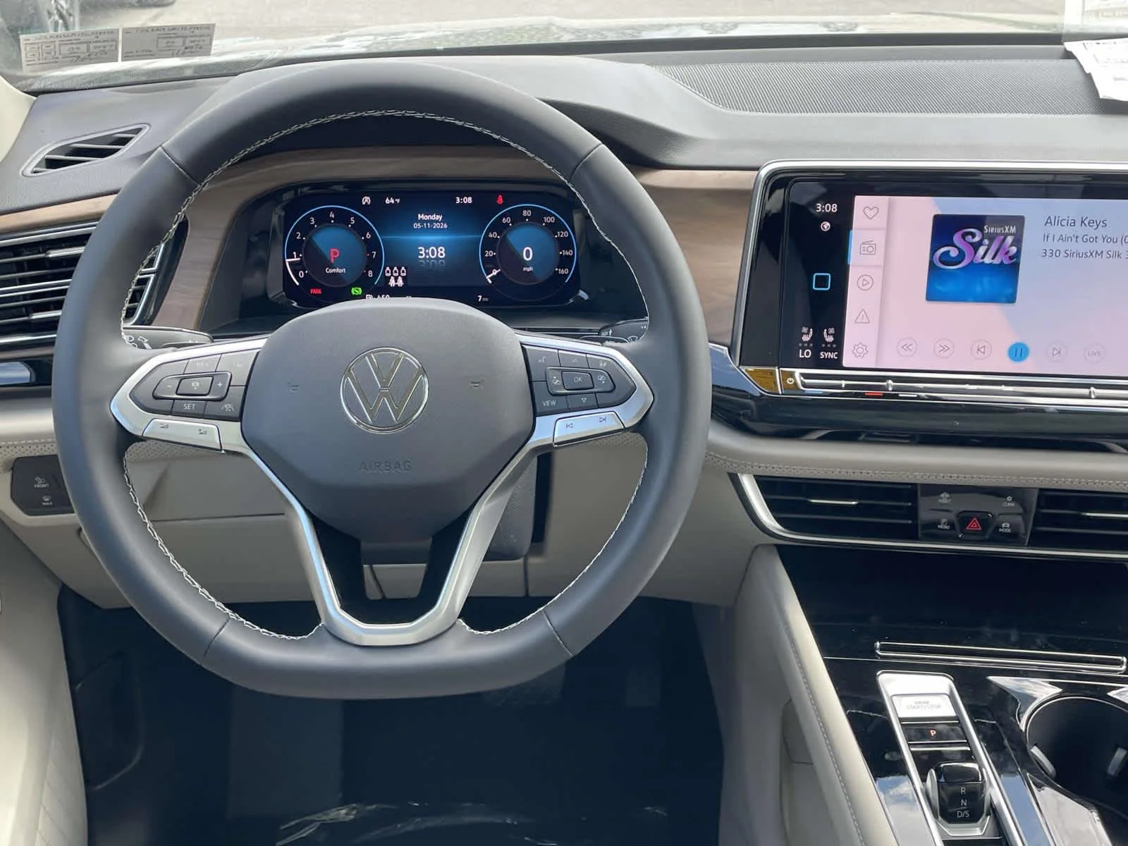 New 2026 Pure Gray Volkswagen 2.0T SE w/Technology image 23