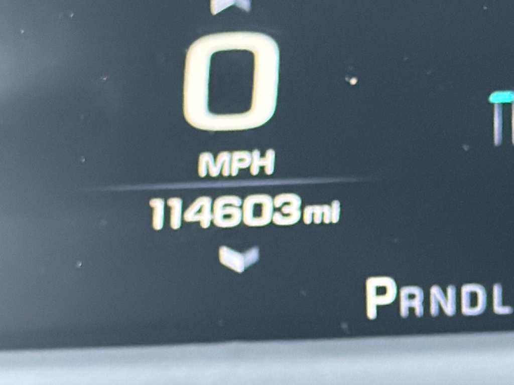 Used 2017 White GMC Denali image 32