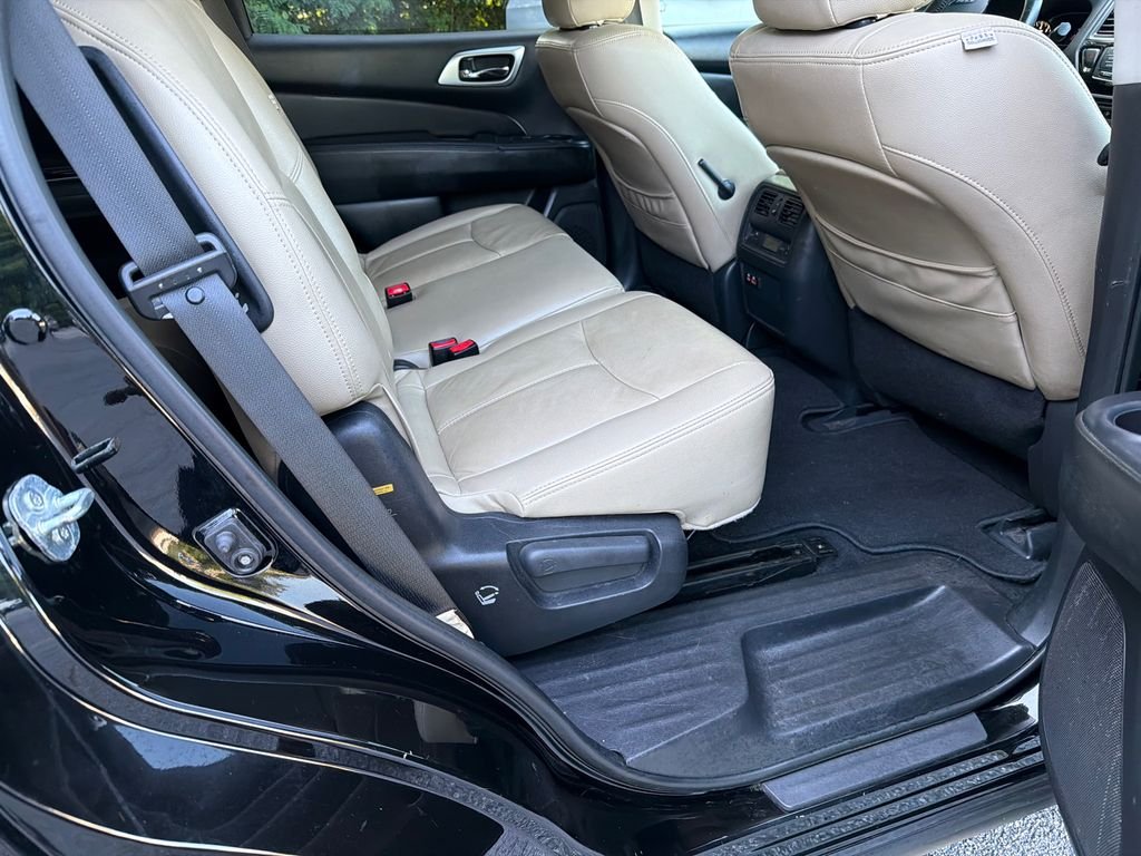 2019 Nissan Pathfinder SV - Photo 15