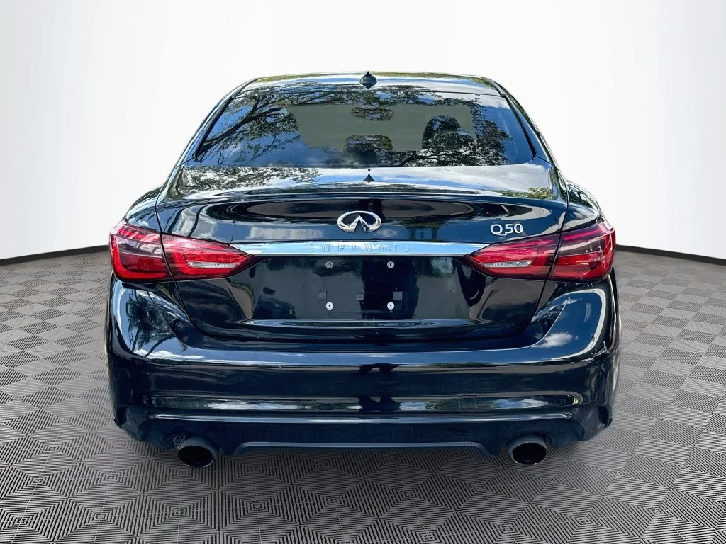Used 2019 Black INFINITI 3.0t LUXE image 7