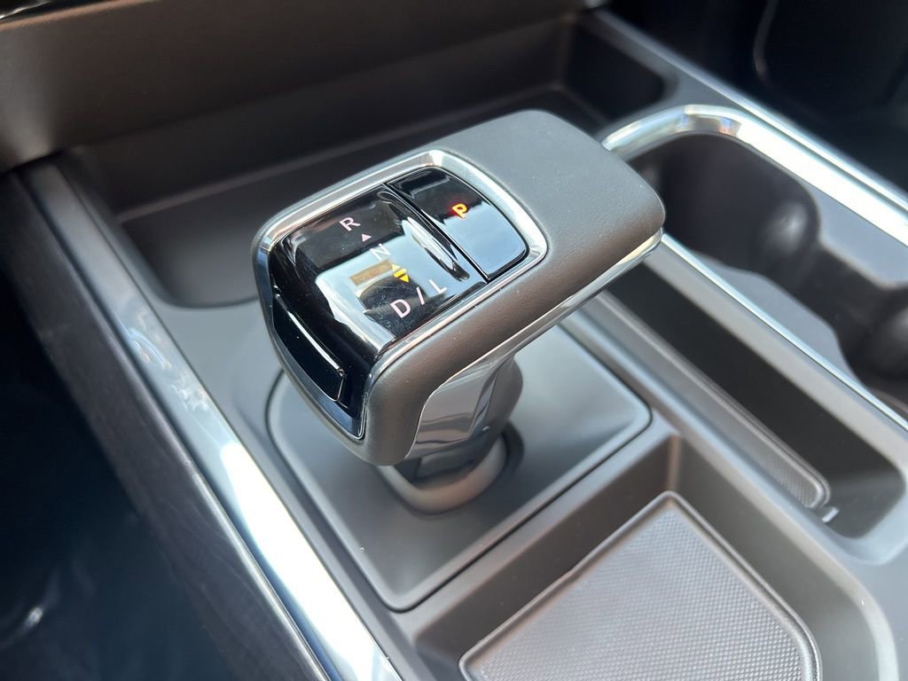 2026 Chevrolet Silverado 1500 LTZ - Photo 43