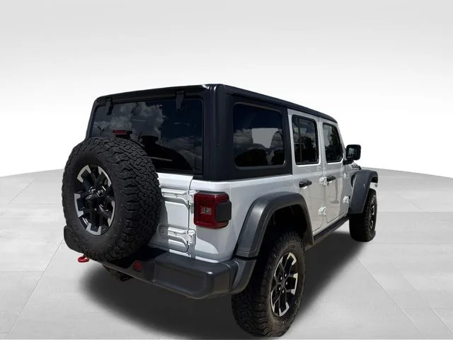 Used 2025 White Jeep Rubicon image 8