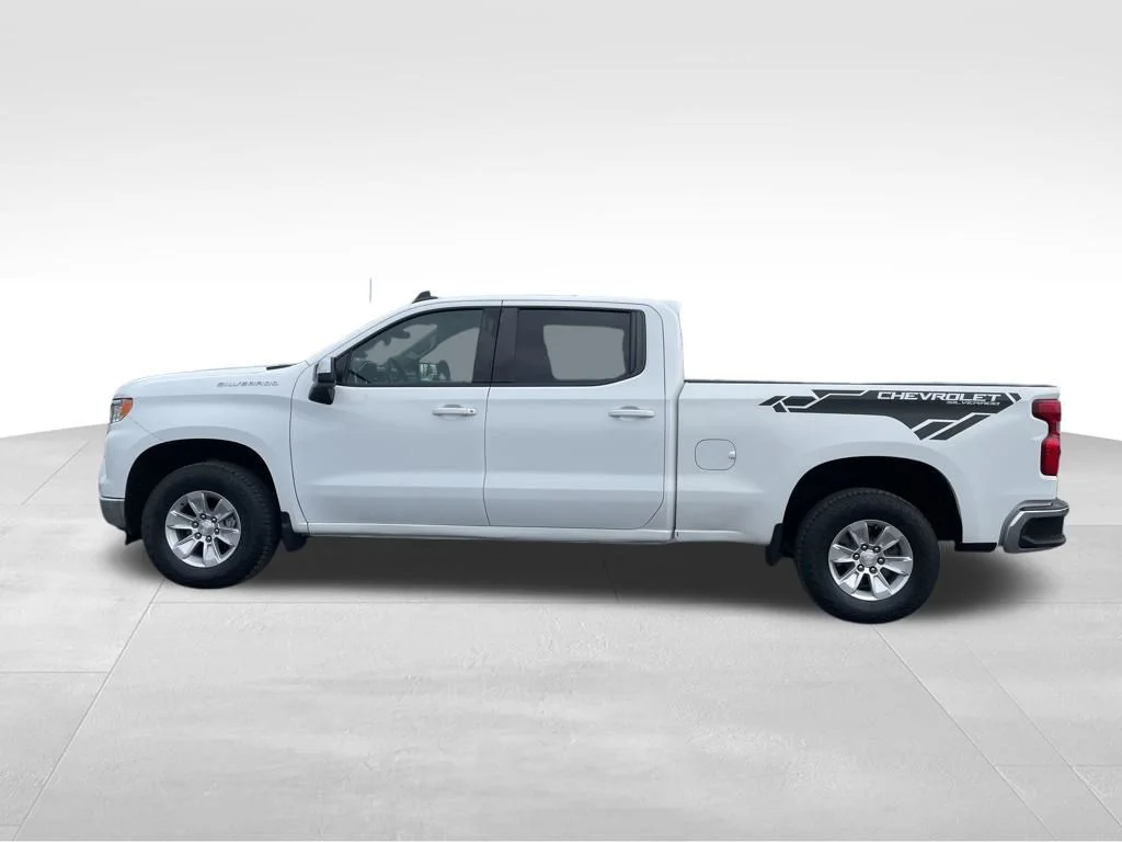 Used 2023 White Chevrolet LT image 2