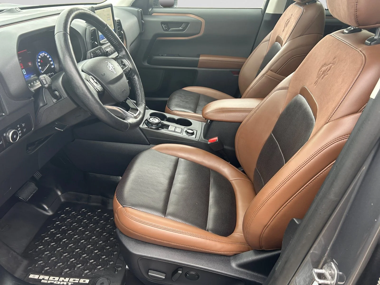 Used 2023 GREY Ford BADLANDS image 13