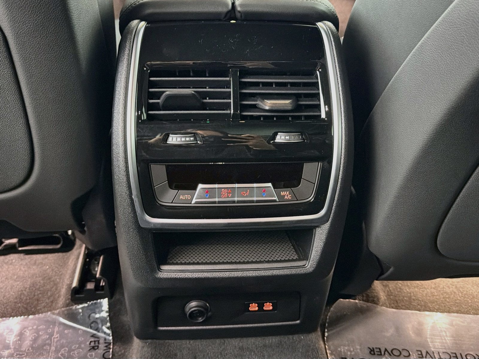 New 2026 Skyscraper Grey Metallic BMW xDrive40i image 26