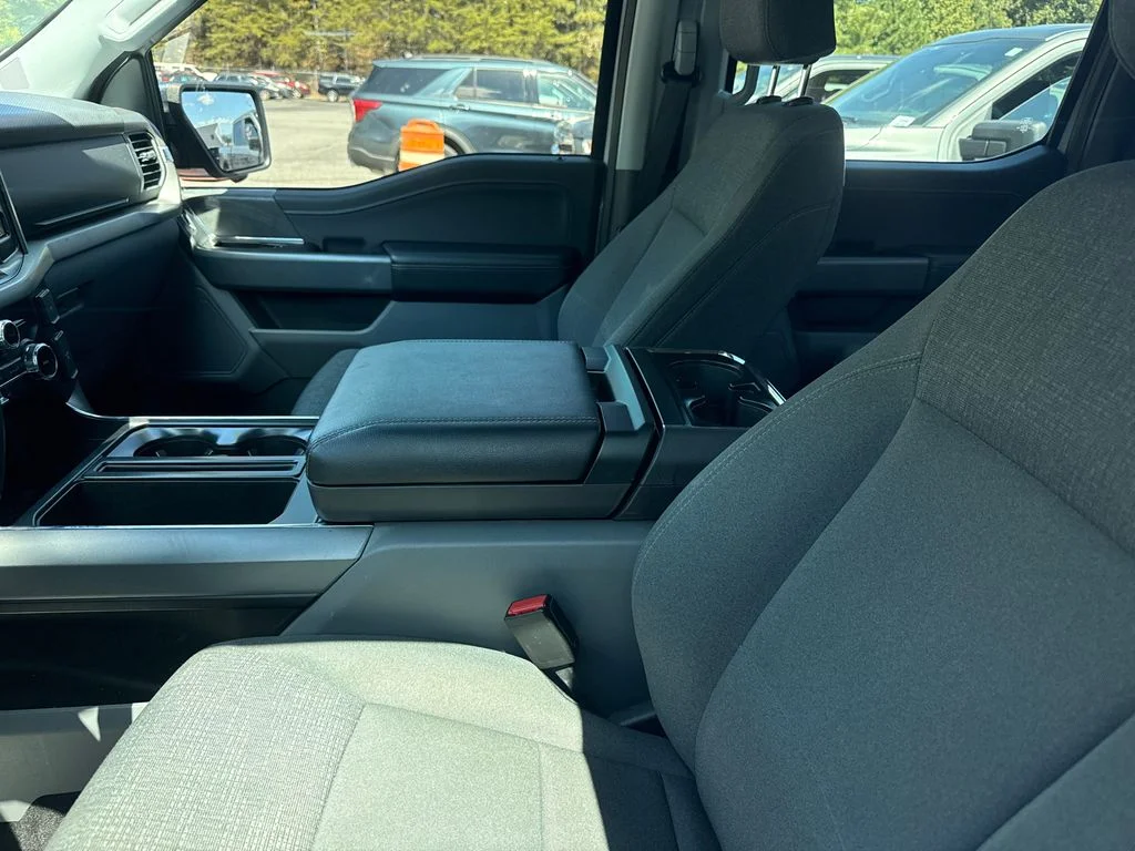 Used 2024 White Ford XLT image 11