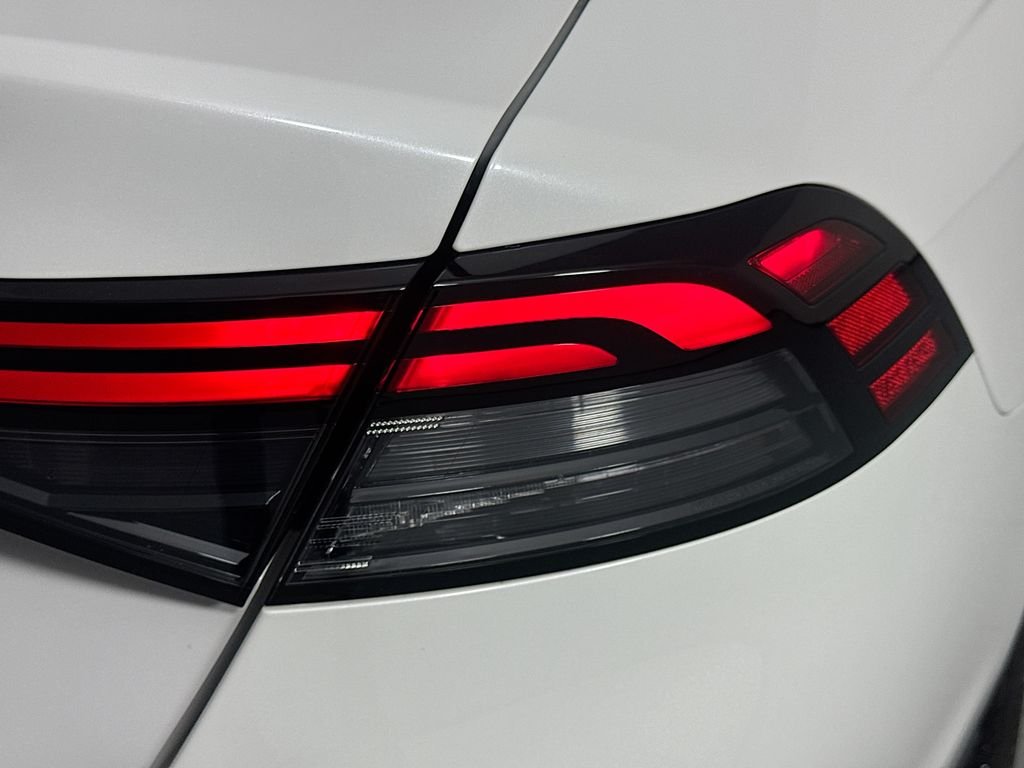 New 2026 Platinum White Pearl Honda Touring image 10