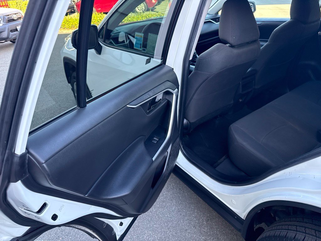 Used 2021 White Toyota LE image 21