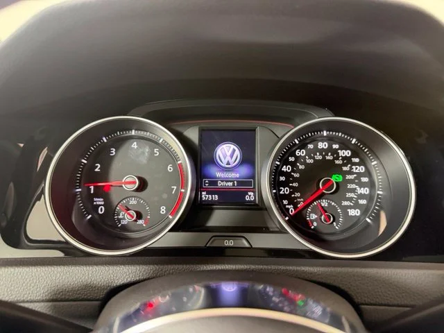 Used 2020 White Volkswagen Autobahn image 13