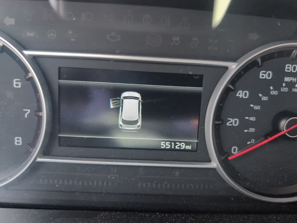Used 2022 Aruba Green Kia X-Line EX image 9