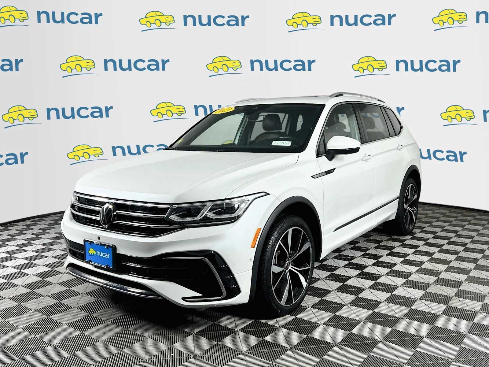 Used 2023 Opal White Pearl Volkswagen SEL R-Line image 3