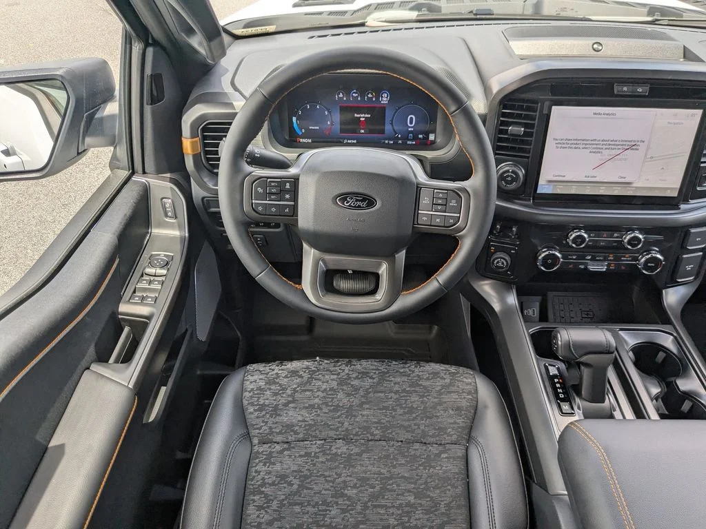 New 2026 Oxford White Ford Tremor image 16