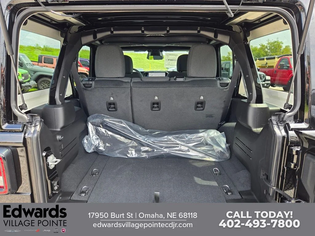 New 2026 Black Clear-Coat Exterior Paint Jeep Sport S image 27