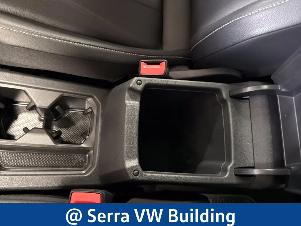 Used 2023 Silver Volkswagen 2.0T SE image 29