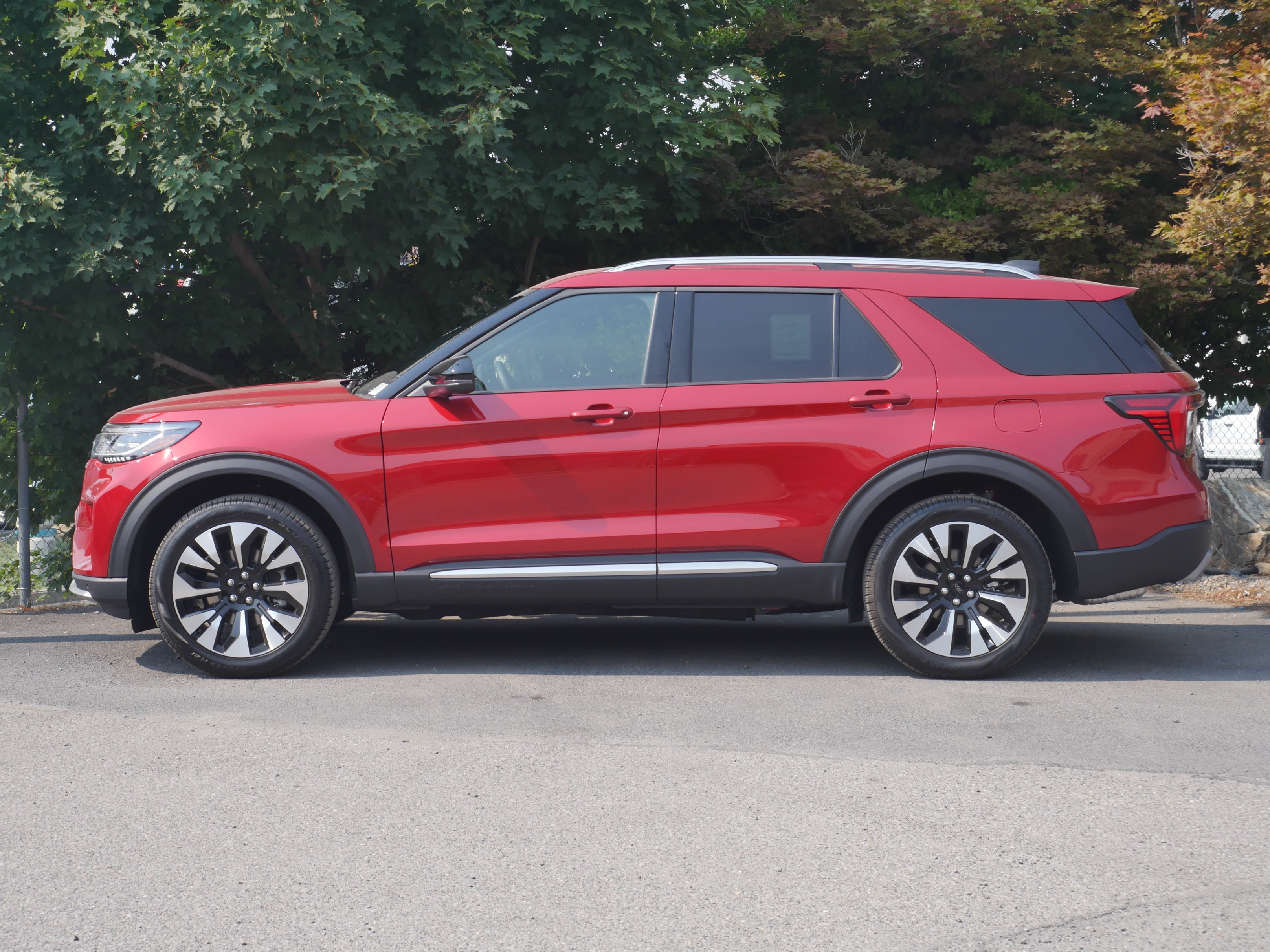 New 2026 Rapid Red Metallic Tinted Clearcoat Ford Platinum™ image 19