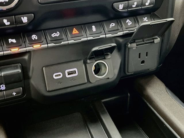 Used 2020 White GMC Denali image 21