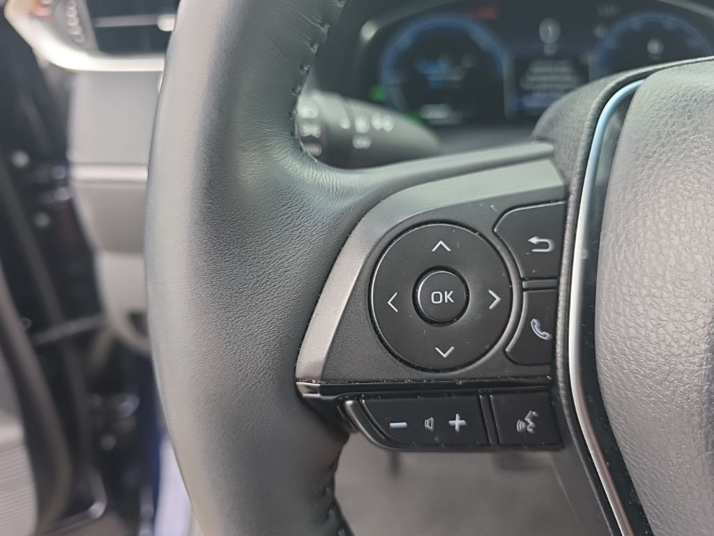 Certified Used 2023  Toyota Limited image 18