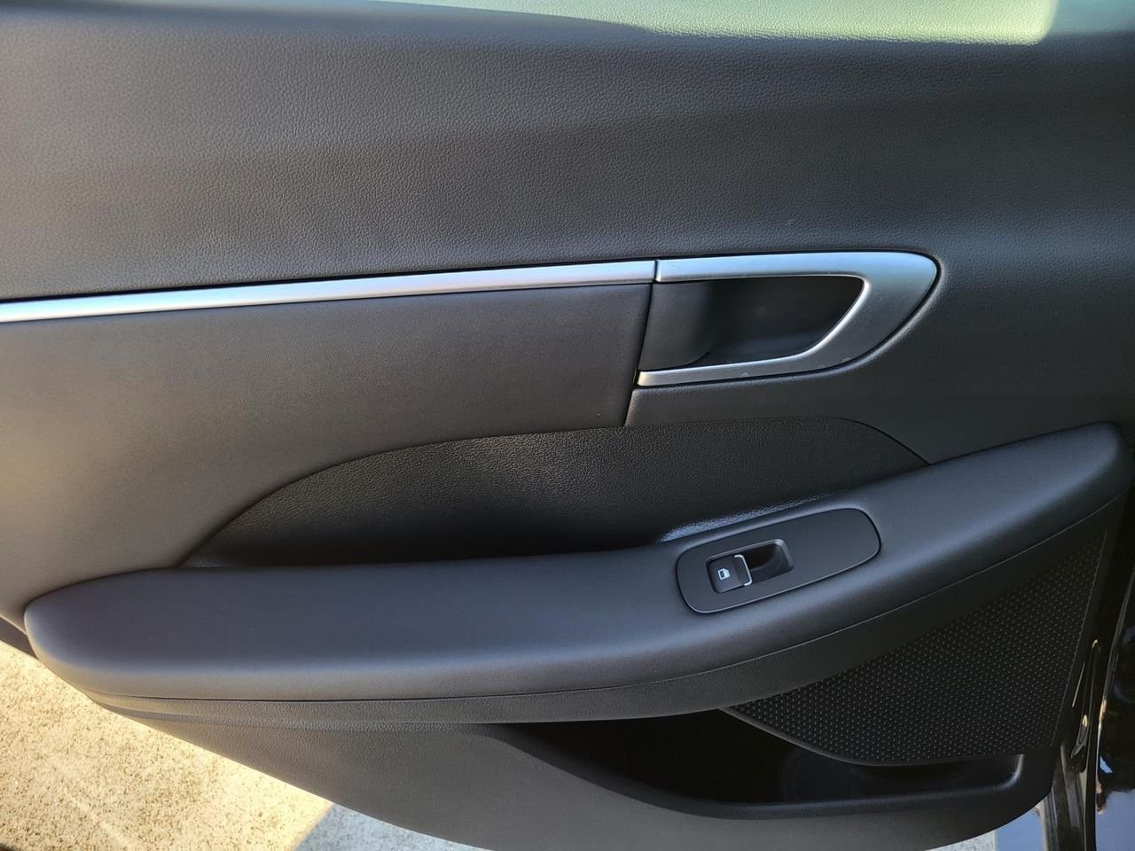 New 2026 Abyss Black Hyundai SEL Sport image 8