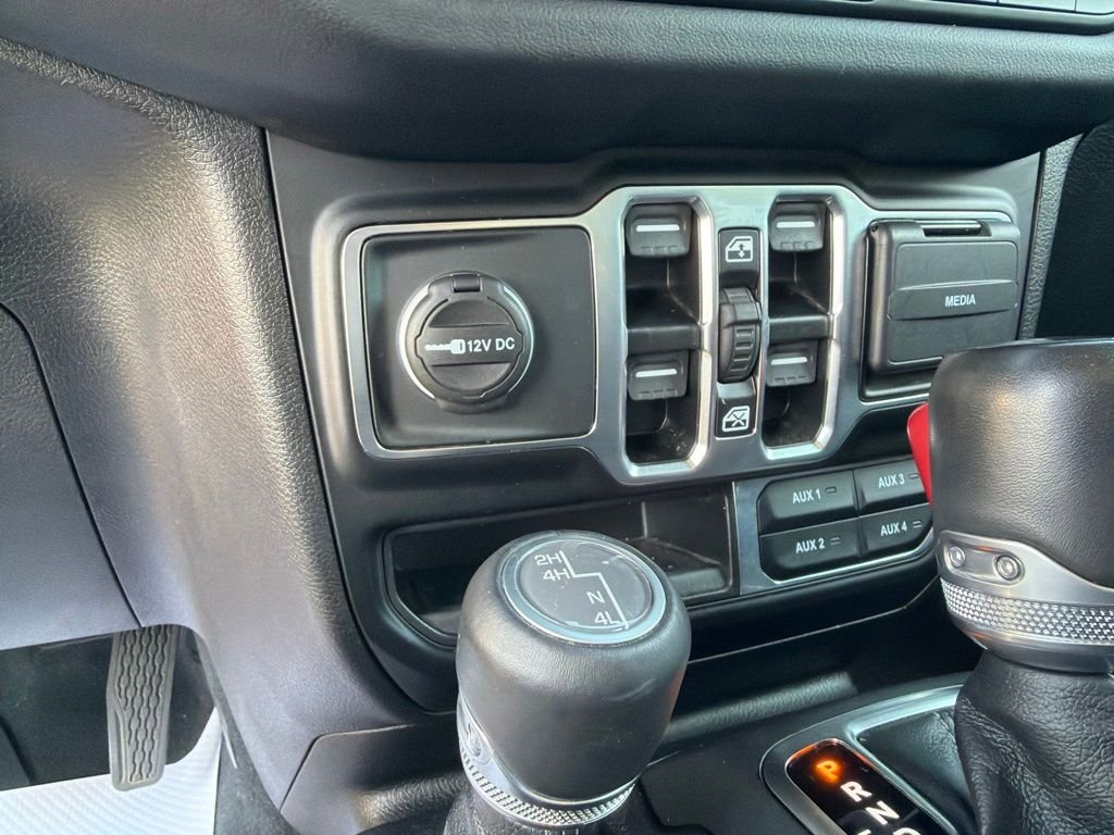 Used 2024 Black Jeep Sahara image 22