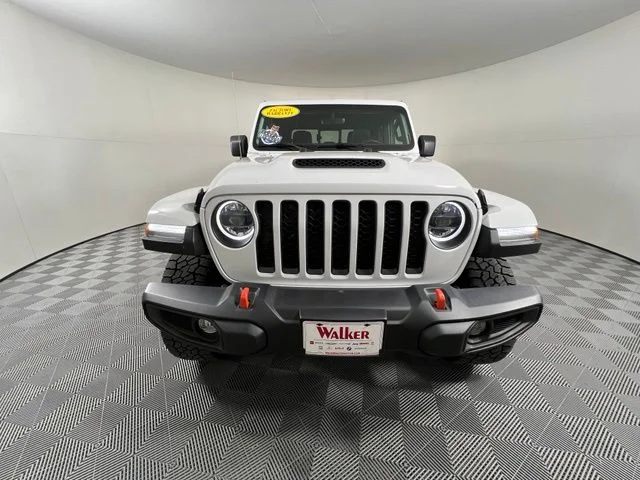Used 2023 White Jeep Mojave image 2