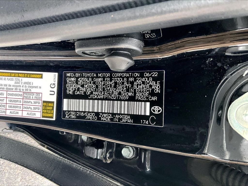 Used 2022 Black Toyota XLE image 36