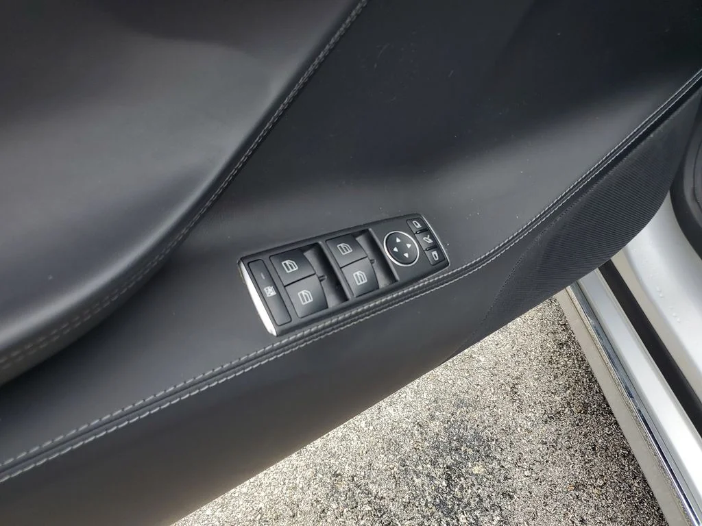 Used 2018 Gray Tesla  image 20