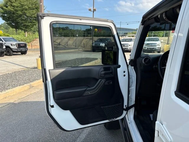 Used 2017 White Jeep Unlimited Sport image 6