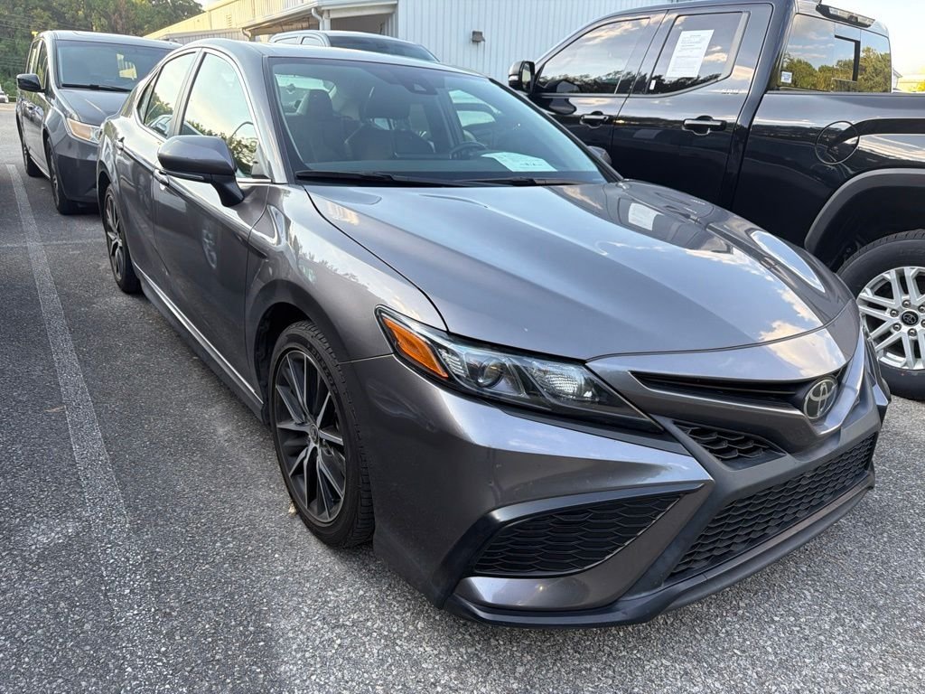Used 2024 Gray Toyota SE image 4