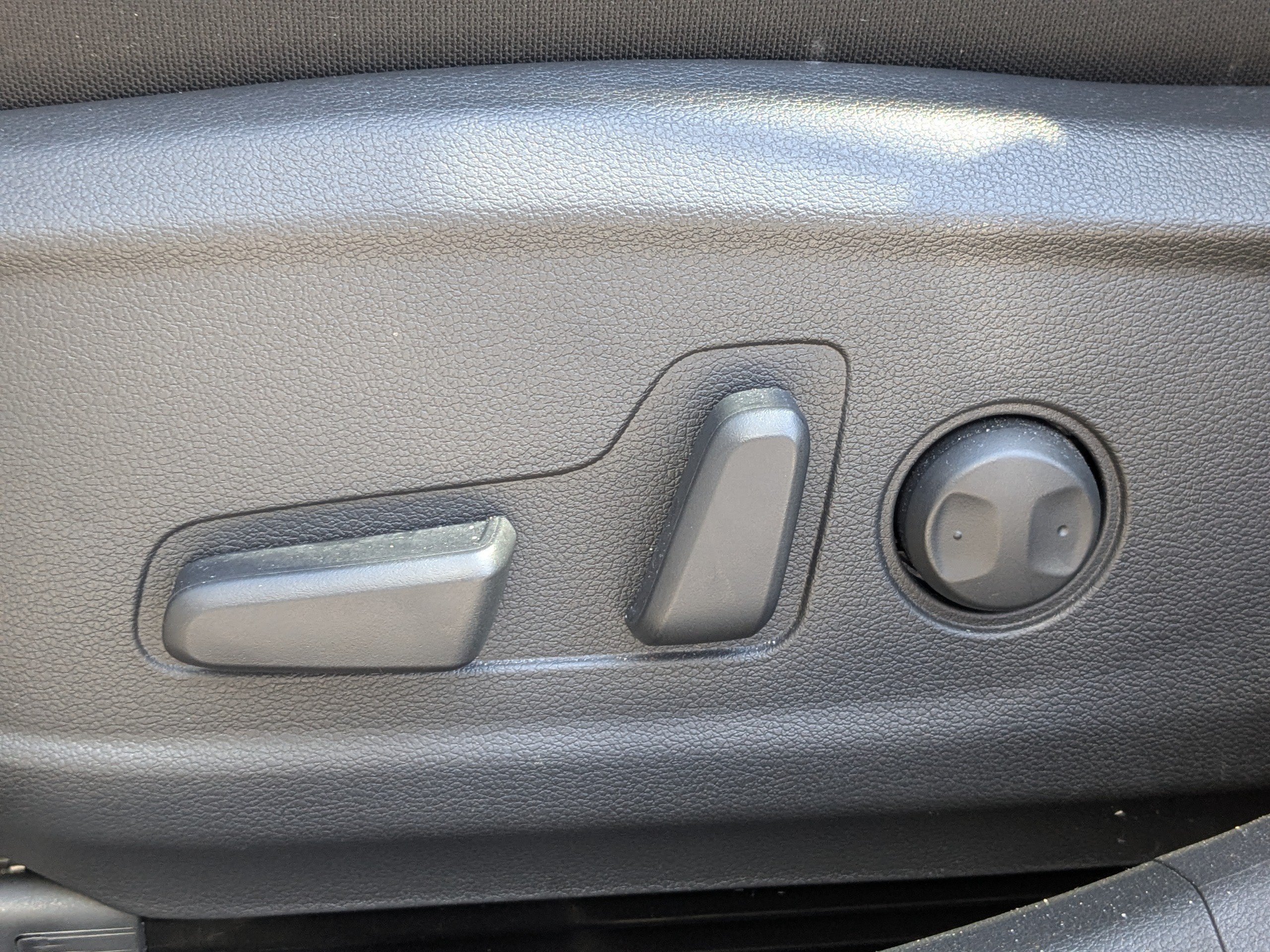 2023 Hyundai Kona SEL - Photo 18