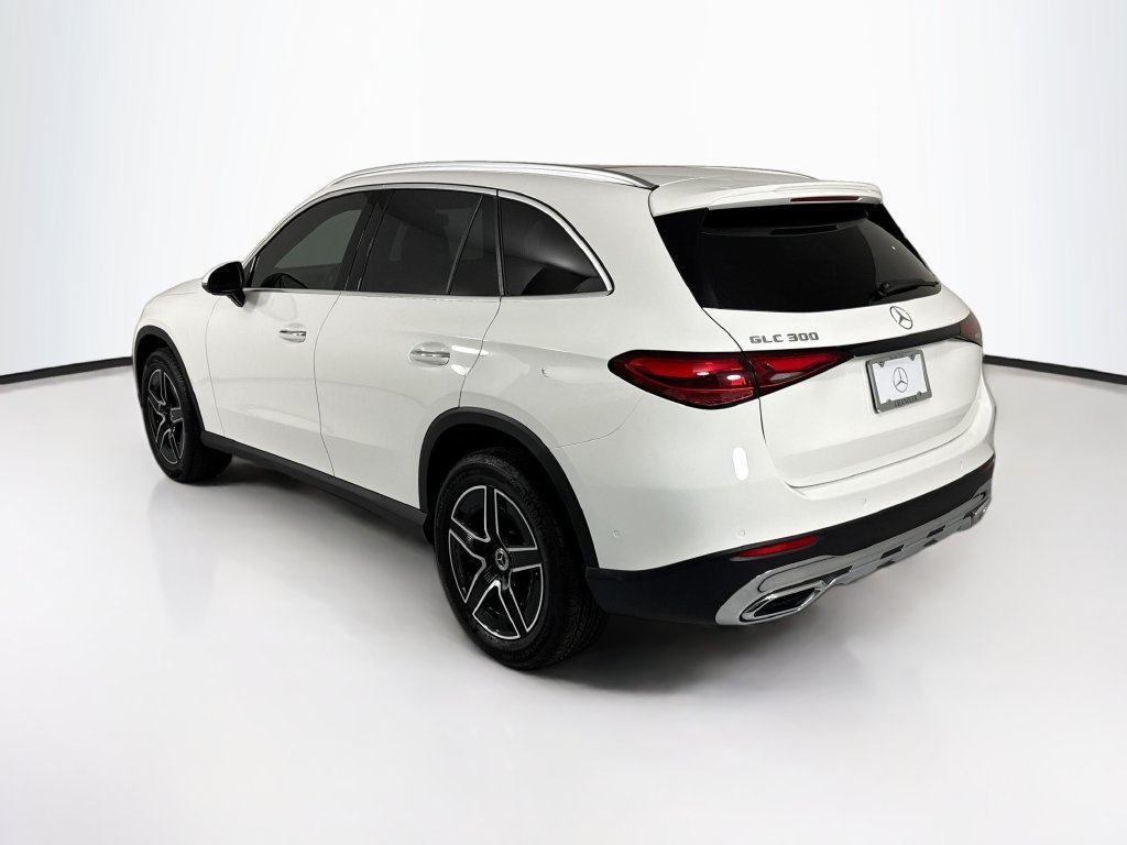 Certified Used 2026 Polar White Mercedes-Benz GLC 300 image 7