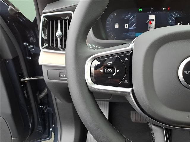 2026 Volvo XC90 Plus - Photo 19