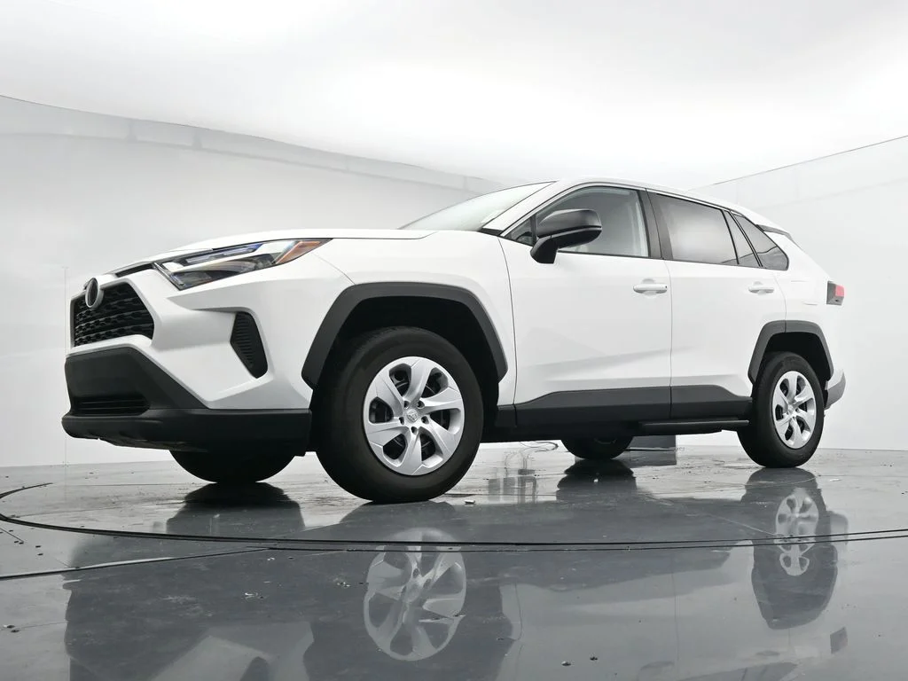 Used 2024 White Toyota LE image 30