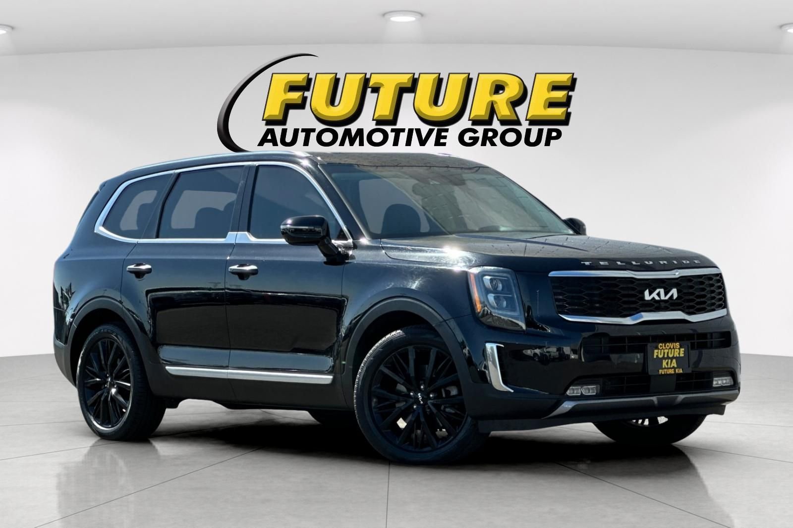 Used 2022 Black Kia SX image 1