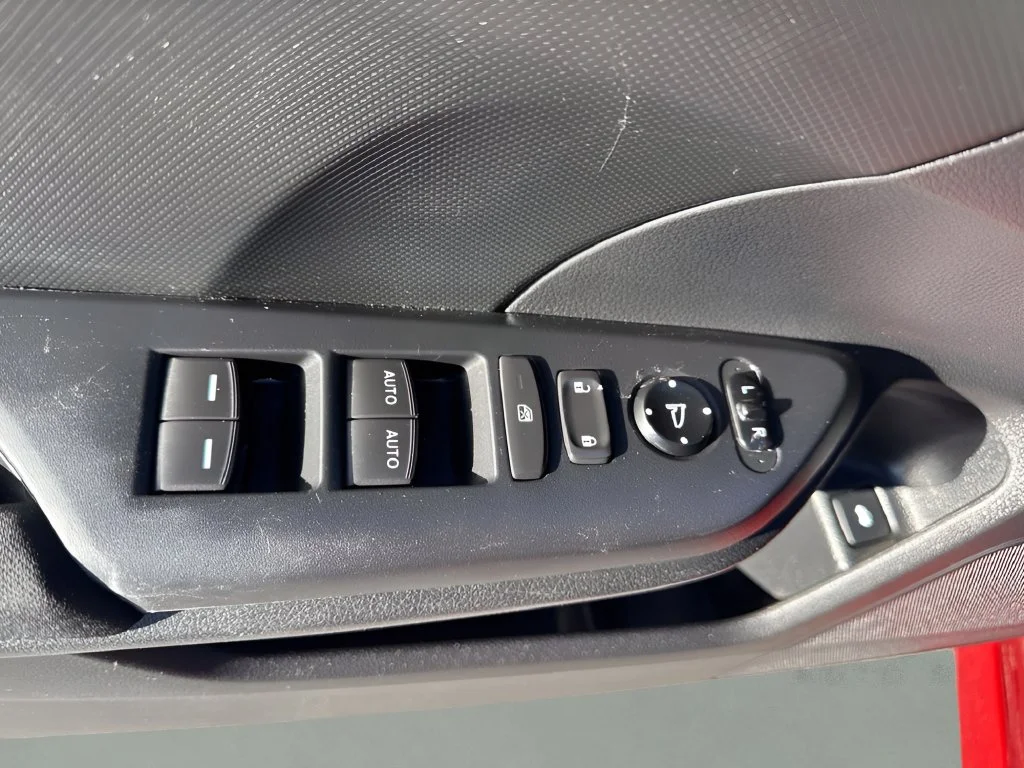 Used 2019 Orange Honda LX image 21