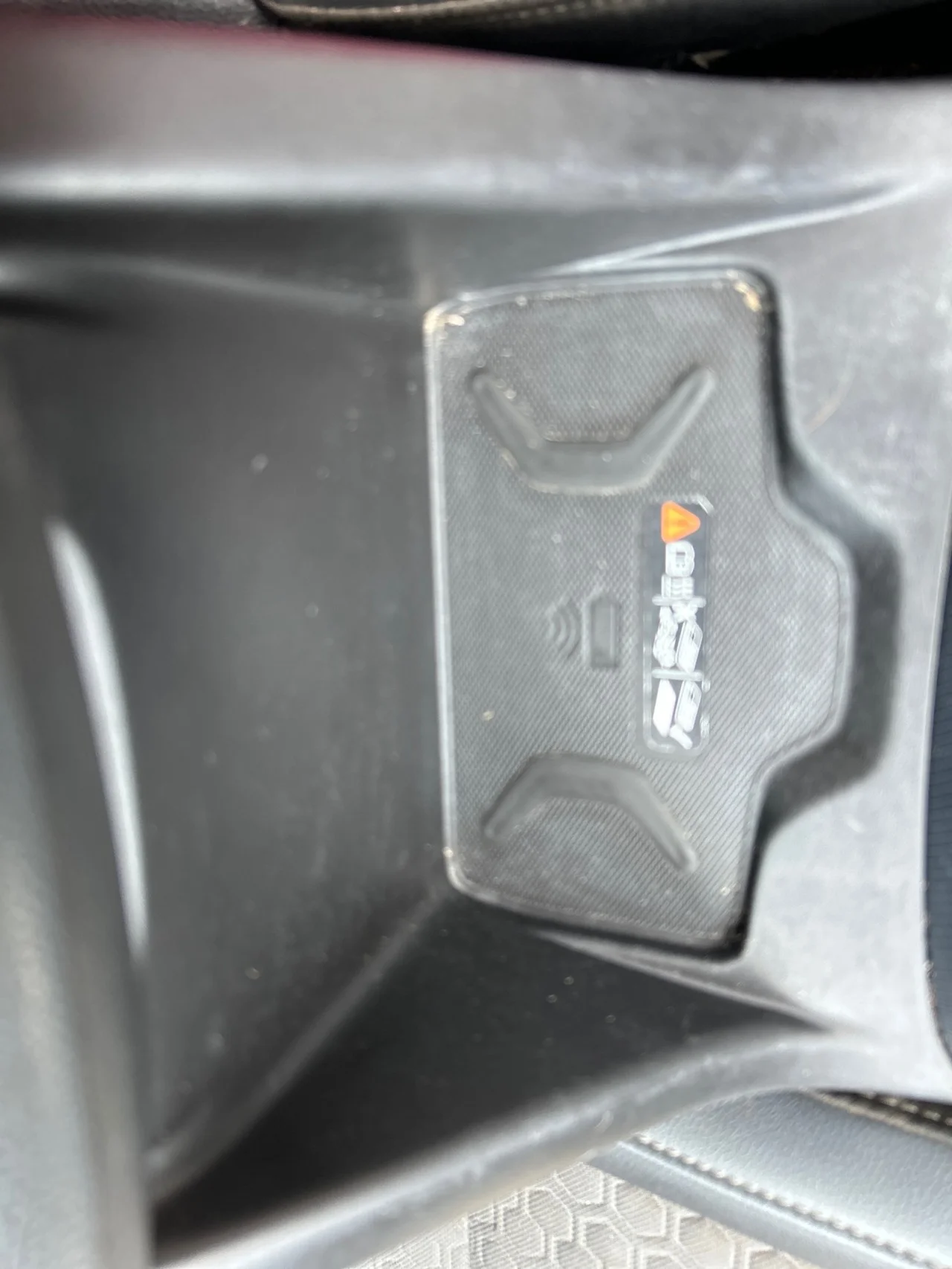 Used 2022 Black Chevrolet Z71 image 14