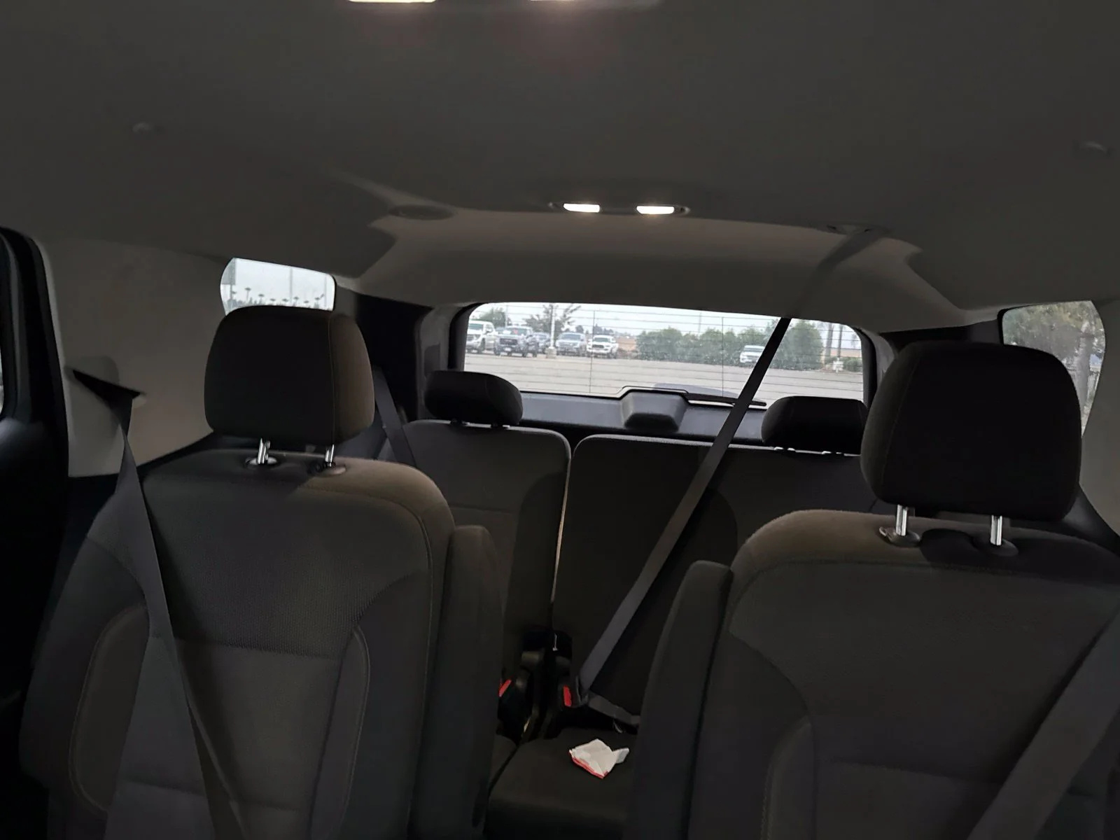 Used 2020 SUMMIT WHITE Chevrolet LT Cloth image 23