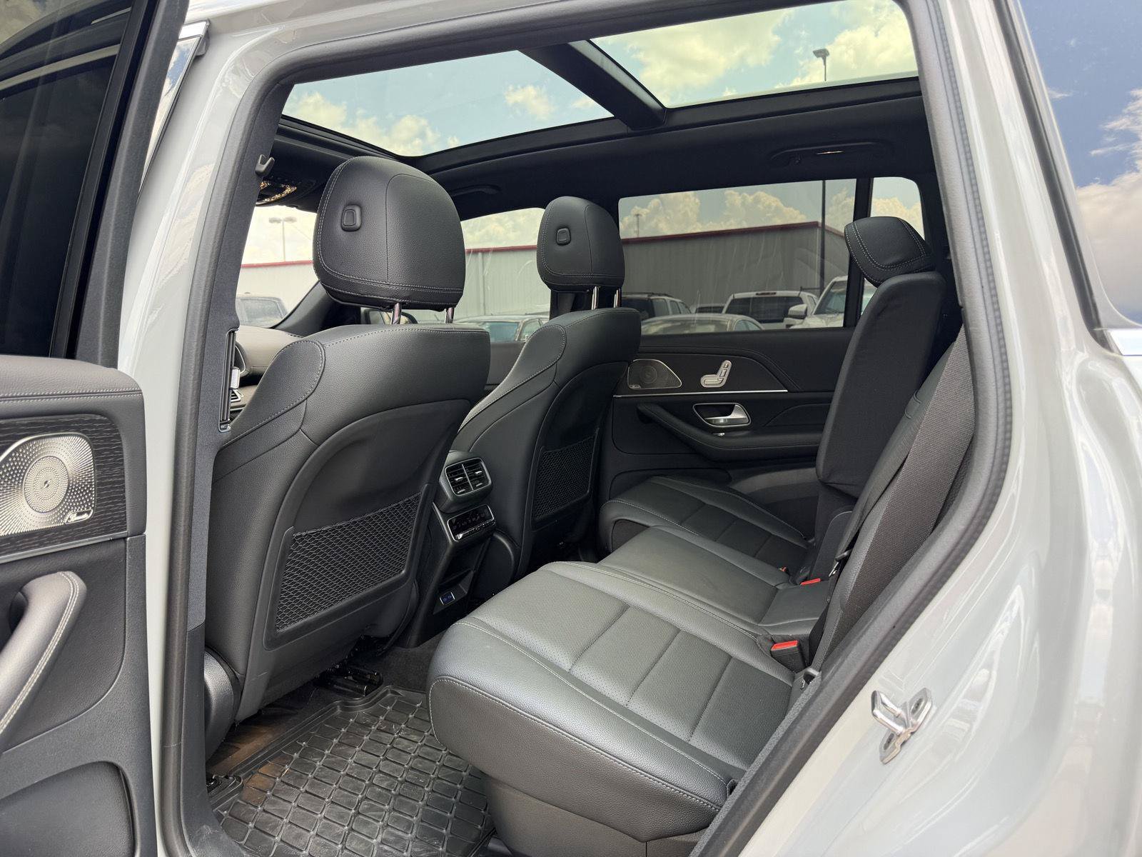 Certified Used 2025 MANUFAKTUR Alpine Grey Mercedes-Benz GLS 450 image 17