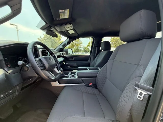 2026 Toyota Tundra SR5 - Photo 9