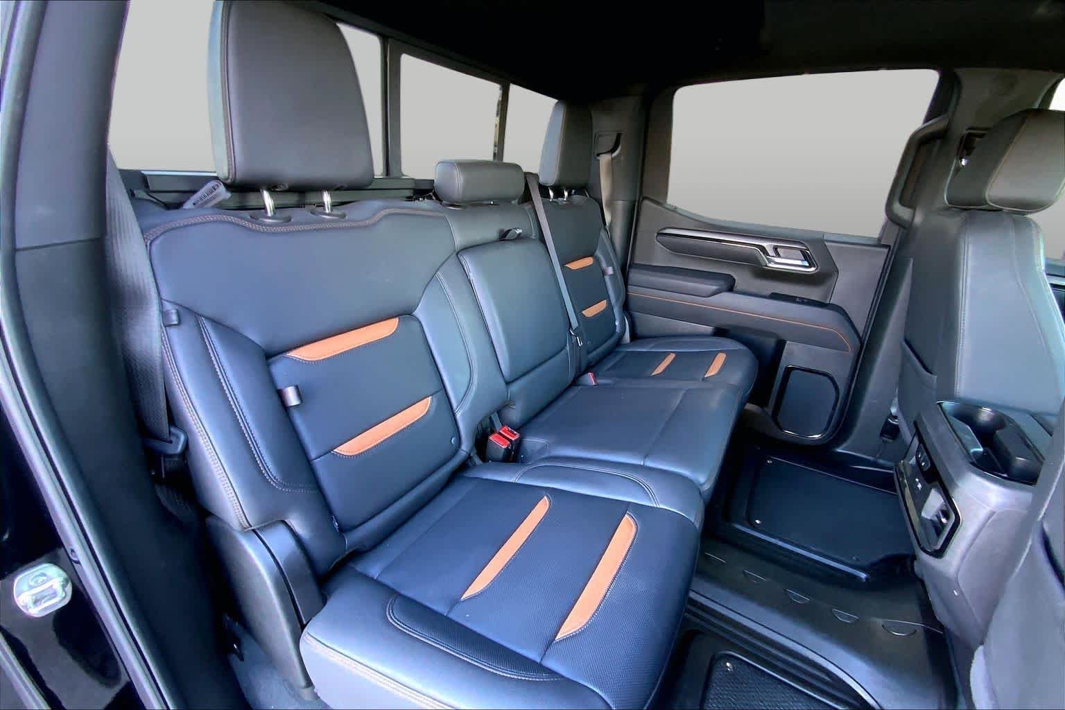 Used 2025 Onyx Black GMC AT4 image 20