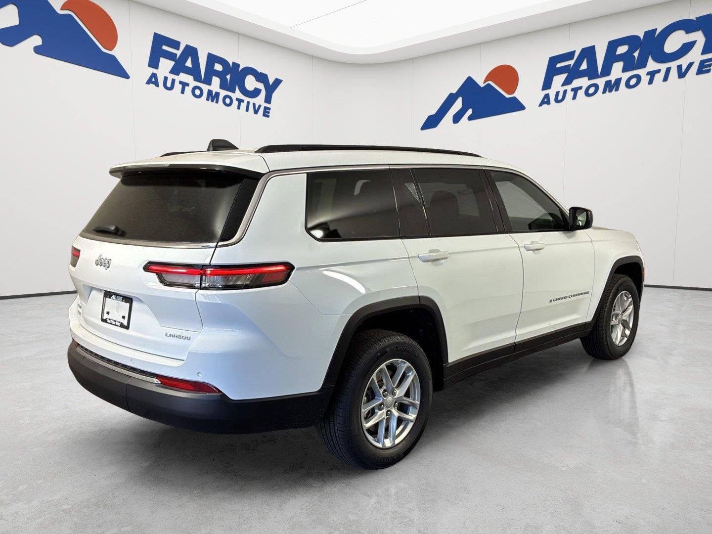 New 2026 Bright White Clearcoat Jeep Laredo X image 4