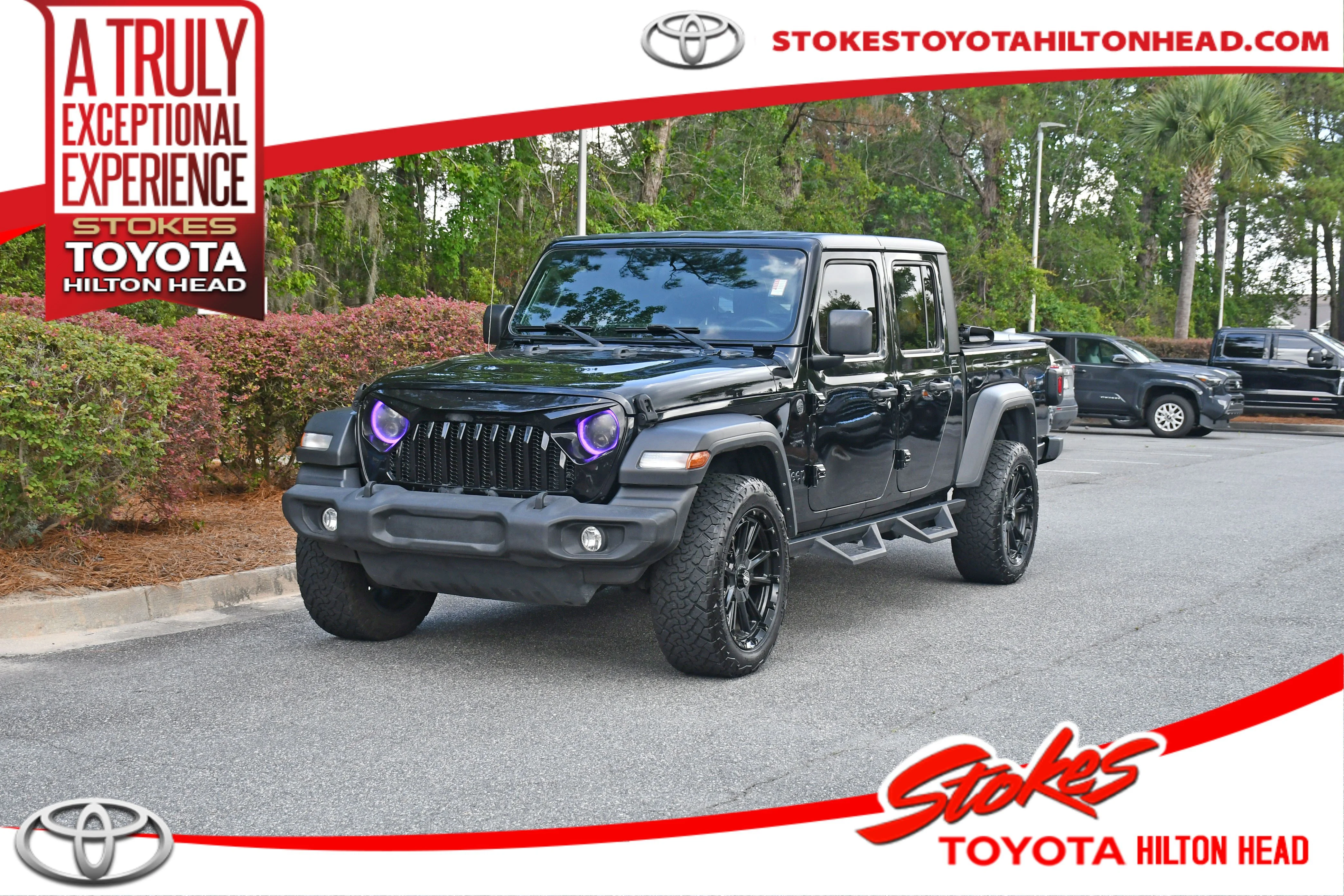 2022 Jeep Gladiator Sport's photo