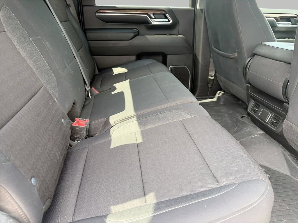Used 2024 White Chevrolet LT image 14