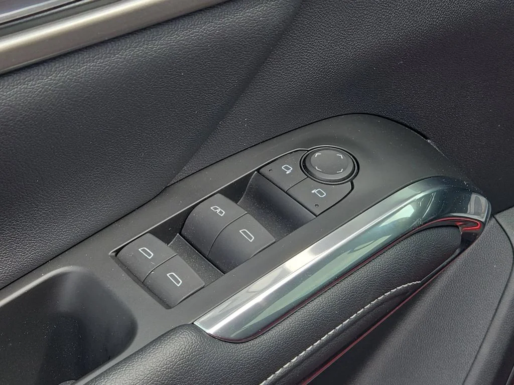 Used 2024 Red Chevrolet LT image 29