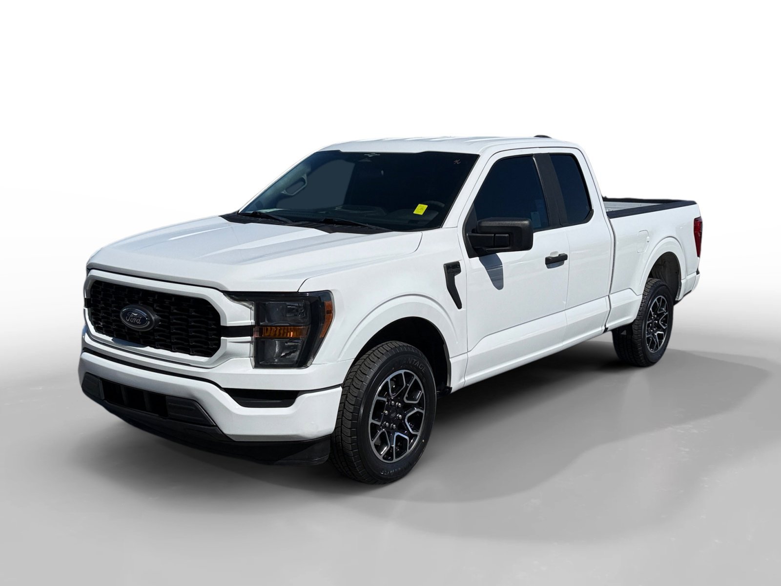 2023 Ford F-150 XL SuperCab 6-1/2 Box's photo
