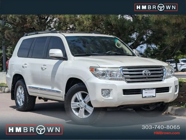 Used 2014 Blizzard Pearl Toyota Base image 1
