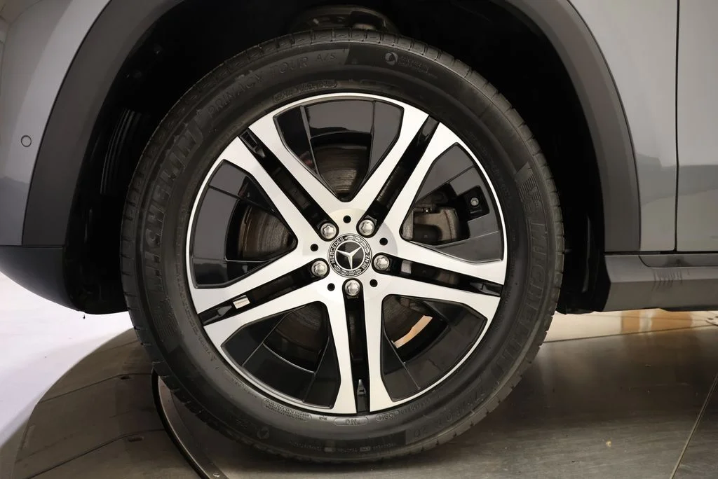 Certified Used 2023 Gray Mercedes-Benz GLS 450 image 11