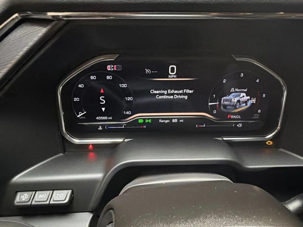 Used 2024 Onyx Black GMC Denali Ultimate image 25