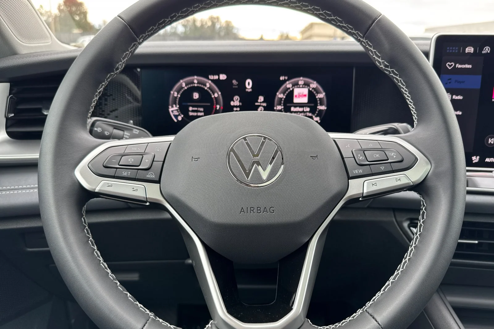 2026 Volkswagen Tiguan SE - Photo 23