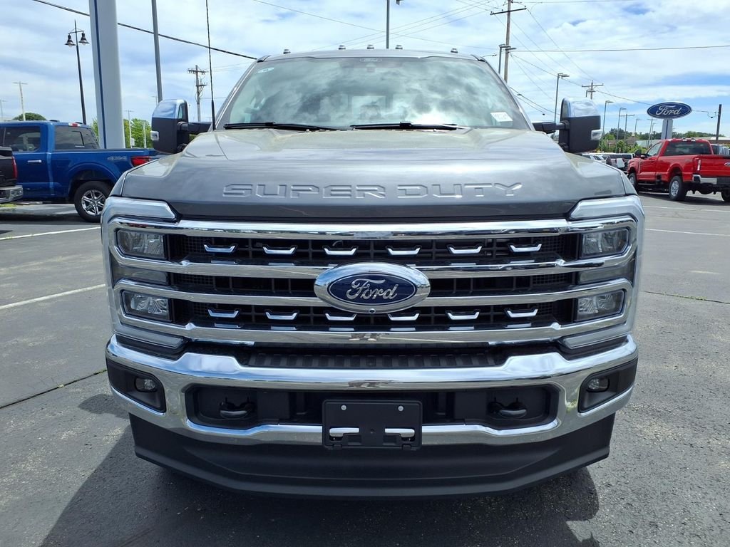 New 2026 Gray Ford Lariat image 6